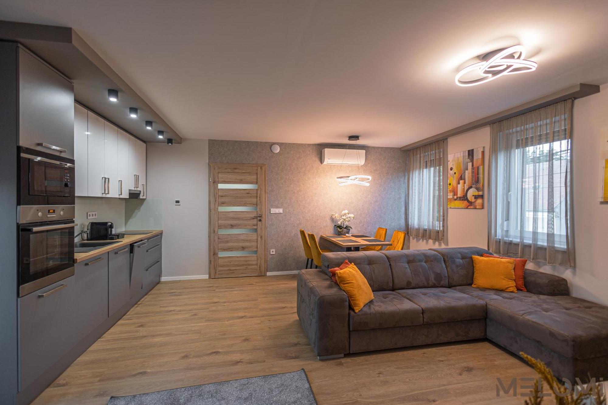 Melomi 1 Apartman Шарвар Экстерьер фото