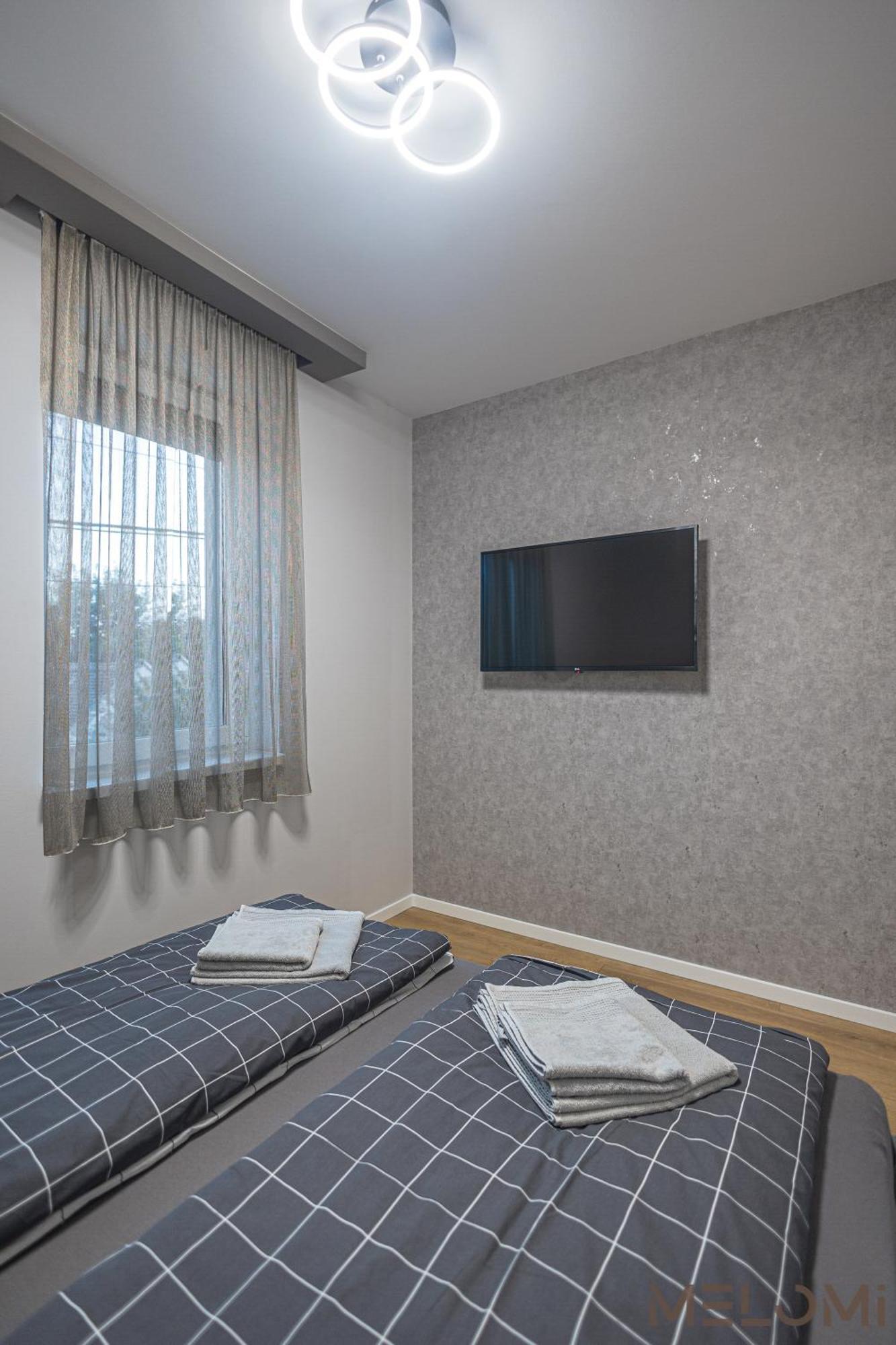 Melomi 1 Apartman Шарвар Экстерьер фото